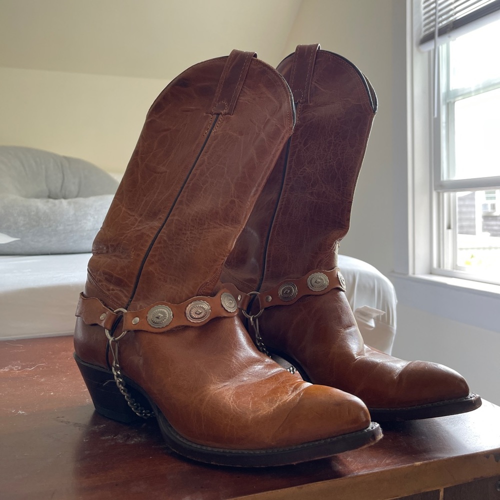 Womens pointed toe cowboy boots